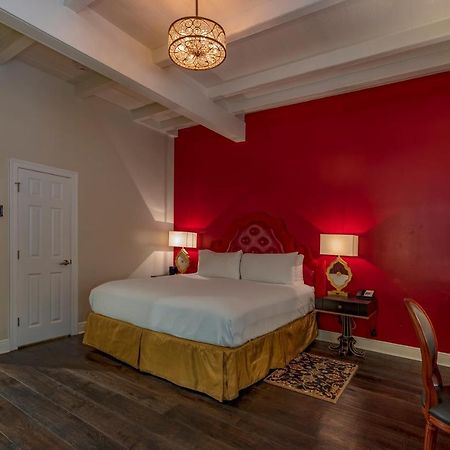 Dauphine Orleans Hotel Ню Орлиънс Екстериор снимка