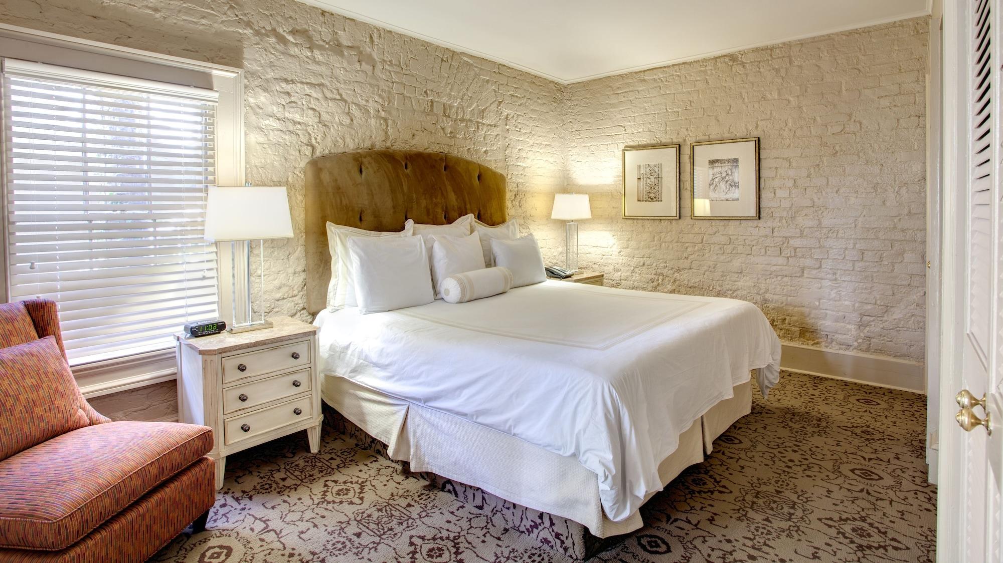Dauphine Orleans Hotel Ню Орлиънс Екстериор снимка