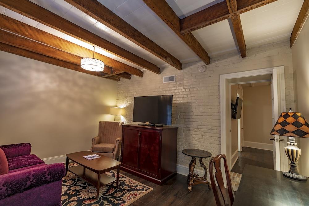 Dauphine Orleans Hotel Ню Орлиънс Екстериор снимка