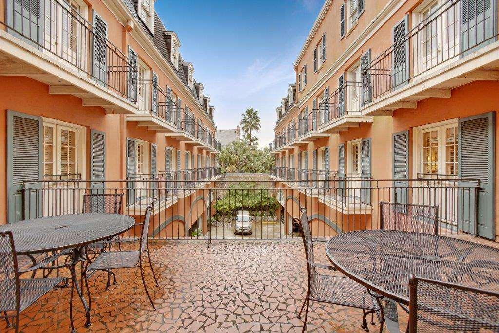 Dauphine Orleans Hotel Ню Орлиънс Екстериор снимка