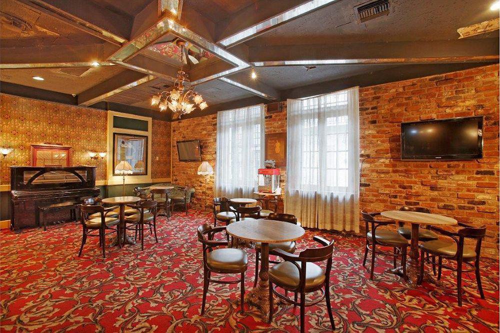 Dauphine Orleans Hotel Ню Орлиънс Екстериор снимка